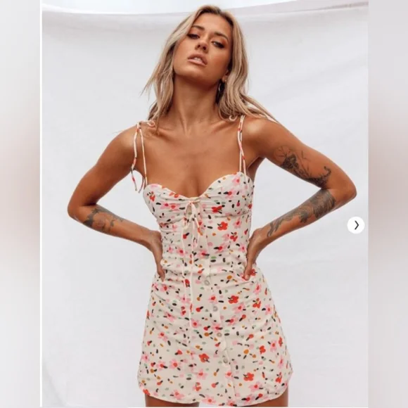 open lace back dress Rylann Contrast Tie Detail Mini Dress Black / White Polka